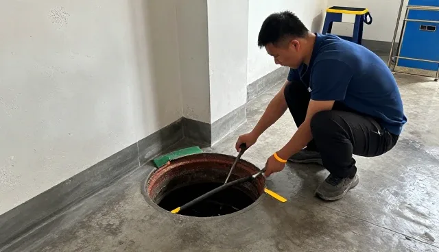 防水堵漏材料套装网络较为完善：维保服务等客户关心的问题